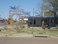 USA - Tucumcari NM - Famous Blue Swallow Motel Neon Sign (21 Apr 2009)